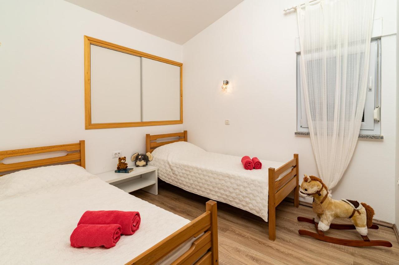 Holiday Home Kerniat Pula Exterior foto